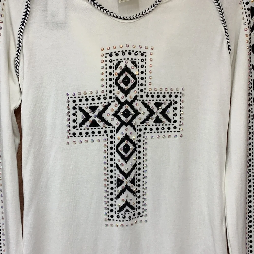 SzL Be Vocal Embellished Cross Hoodie Top  NWT - Picture 5 of 9